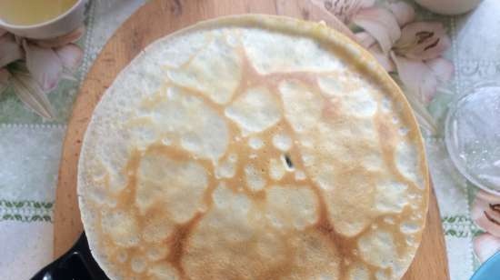 Palacsinta palacsintagyártóban Delimano Pancake Master