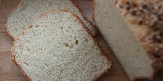 Mykt sandwichbrød i en brødmaker