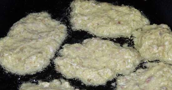 Potetpannekaker med hvitløk og kjøttkomponent