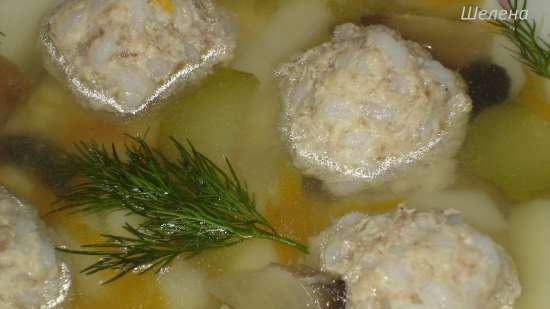 Varázsfazék leves húsgombóccal, gombával és savanyított uborkával (Polaris 0305 gyorsfőző)