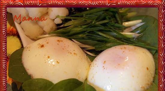 Posjerte egg med dampet kål og hvitløkolje (KitchanAid multikooker)