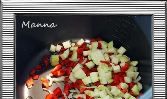 Omelette con verdure in un multicooker Panasonic SR-TMZ550