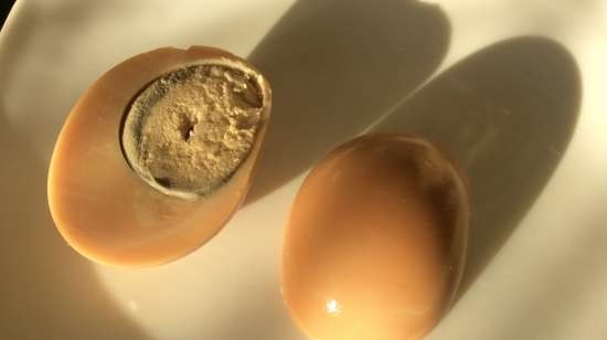 Karaita tojások