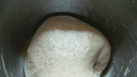 Pane a lievitazione naturale con miele di grano saraceno