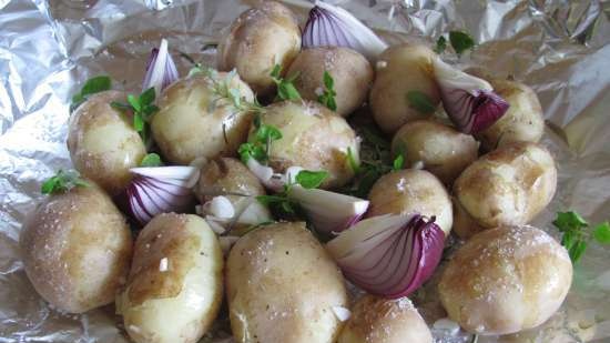 Patates joves al forn amb herbes (magra)