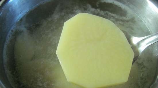 Zöldséges rakott füstölt sajttal
