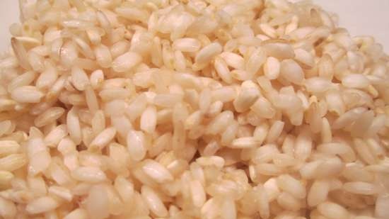 Casseruola di riso ariosa con zucca