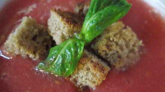 Görögdinnye-paradicsom gazpacho