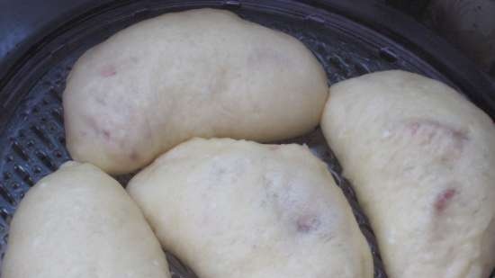 Gestoomde dumplings (ongebruikelijk deegrecept)