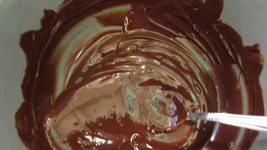 Csokoládé diós sütik jegesedéssel