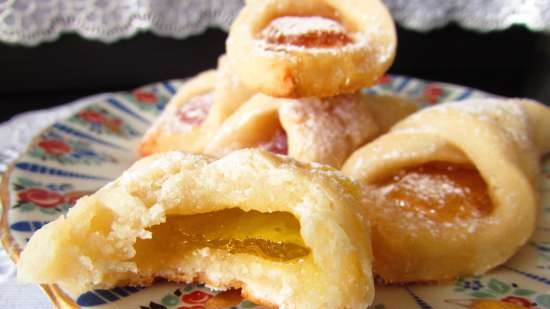 עוגיות חרס - מטפחות ללא חמאה וביצים עם תפוח וריבה