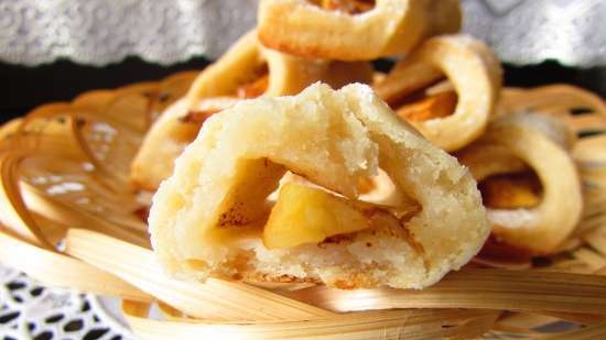 עוגיות חרס - מטפחות ללא חמאה וביצים עם תפוח וריבה