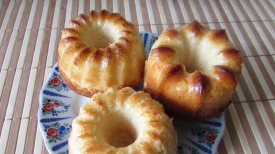 Muffinki skrobiowe bez mąki i masła na skondensowanym mleku, z nutą cytryny