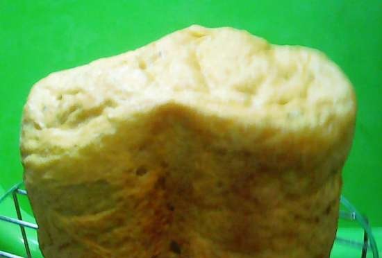 Egyszerű kis kenyér konzerv paradicsomon