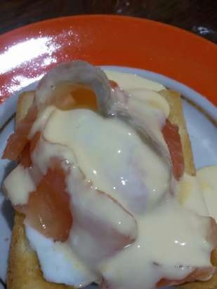 Egg Benedict con salsa olandese (ricetta I.I.Lazerson)