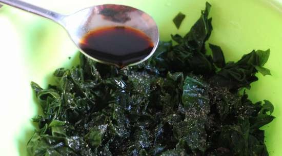 Sárgarépasaláta alga és tahini mártással