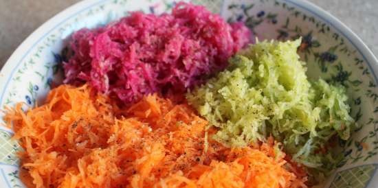 Ensalada de zanahoria con algas y salsa tahini