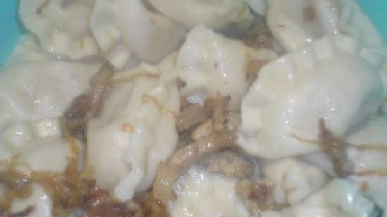 Galuska burgonyával és tepertővel Tupperware gombóckészítőben (mesterkurzus)