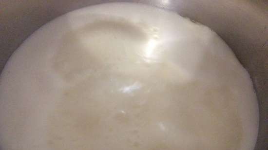 Pastel de leche condensada hervida con nueces