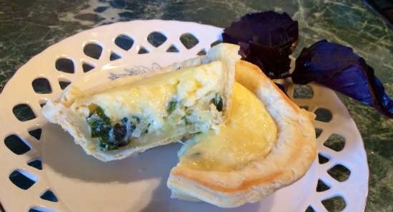 Mini-quiche with leek (Muffin bowl VES V-TO-3)