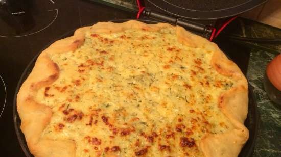 Pastel de patatas y champiñones con queso feta y hierbas (horno para pizza Princess)