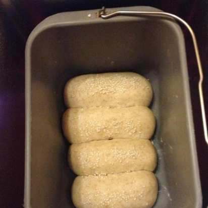 Magra torte integrali in una macchina per il pane