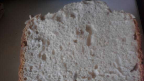 Pane di segale su prodotti a base di latte fermentato