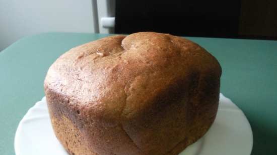 Receta de pan de trigo y centeno sobre un paquete de harina (panificadora)