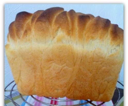 Chleb włoski Pane al latte Fisarmonica w piekarniku