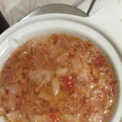 Zuppa di cavolo, come da un forno russo (fornello lento)