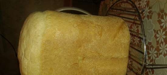 Chléb se štíhlým bílým krémem (pekárna na pečivo značky 3801)