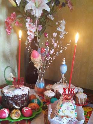 Popovskaya kwark Pasen op gekookte dooiers