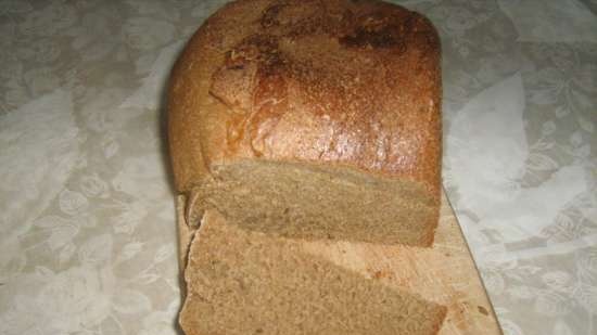 Pan de centeno en kvas en una panificadora