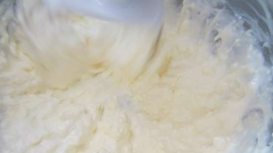 Levendula ízű tejfölös tészta cukros sütik