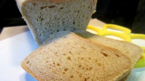 Soft toast bread with oatmeal and whole grain flour