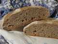 Wholegrain wheat bread with milk powder