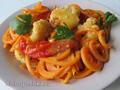 Pumpkin spaghetti with vegetables and creamy curry sauce
