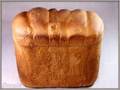 לחם חלבי העשוי מקמח מחמצת איכותי