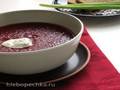 Spicy beetroot soup with cranberries and ginger