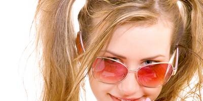 Características y beneficios de las gafas de sol. Varios tipos y formas.