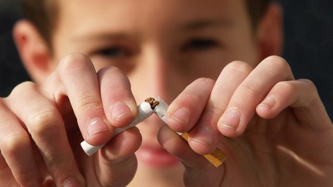 Tobacco smoking: history, causes, consequences and overcoming
