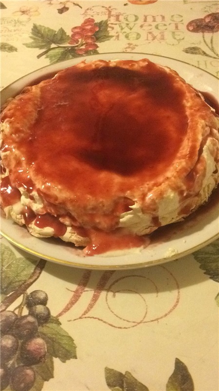 Dessert Pavlova
