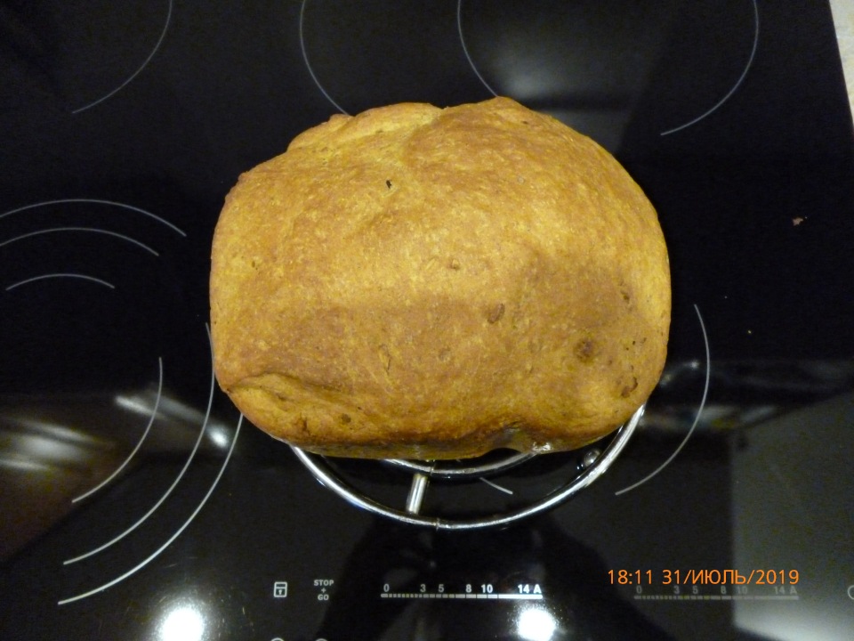 Panasonic SD-2501. Wheat and rye bread.