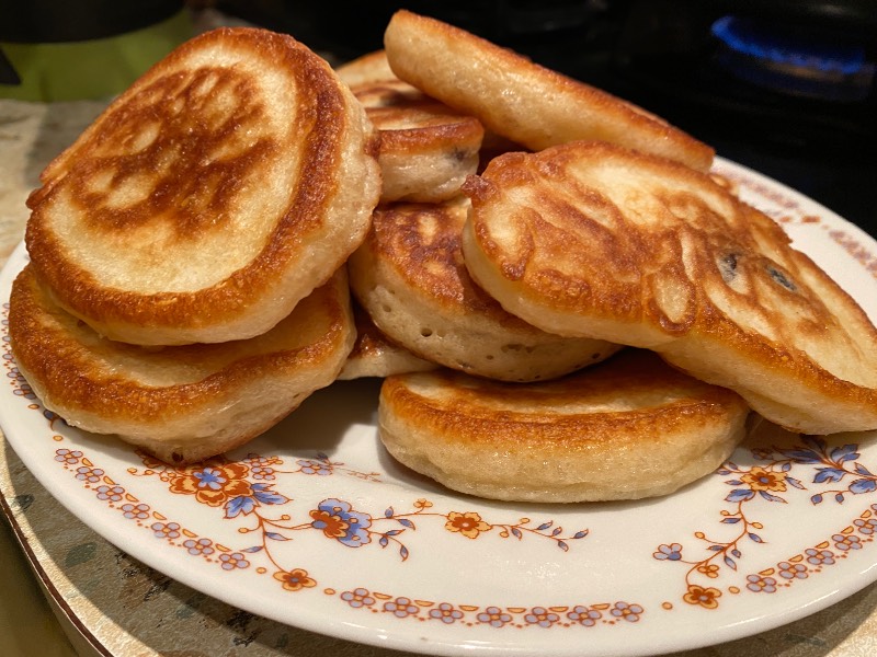 Lush pancakes on kefir from A. Grechko