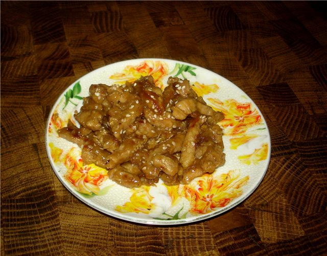 Cerdo frito en salsa de soja (Cuco 1054)