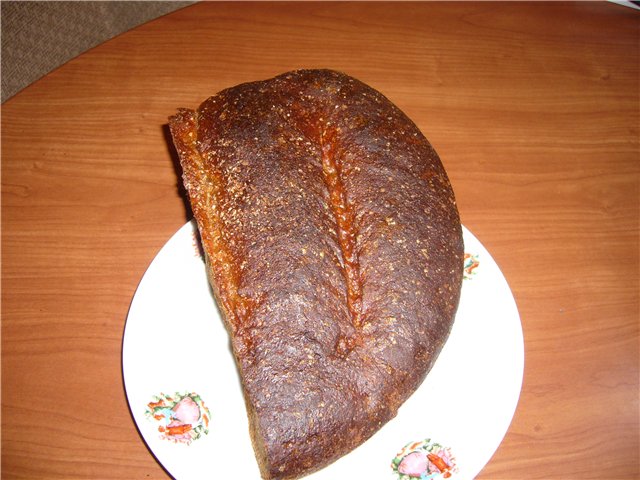 Rye bread on kefir sourdough by the method of long fermentation
