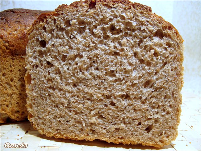 Wheat-rye bread with whole grain of rye and wheat in sourdough