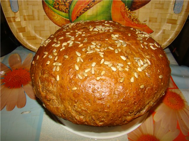 לחם חיטה מעוצב "7 דגנים" (תנור)