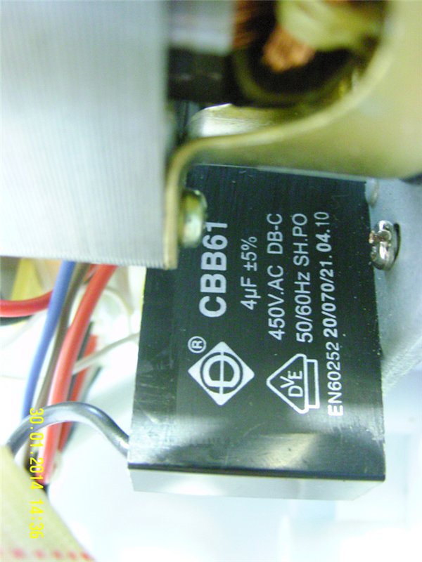 A "Clatronic BBA 2605" kenyérsütő vezérlőszíjának cseréje