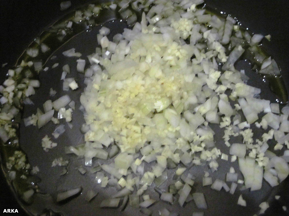 Bouillabaisse في طباخ متعدد الطهي Redmond RMC-M4502